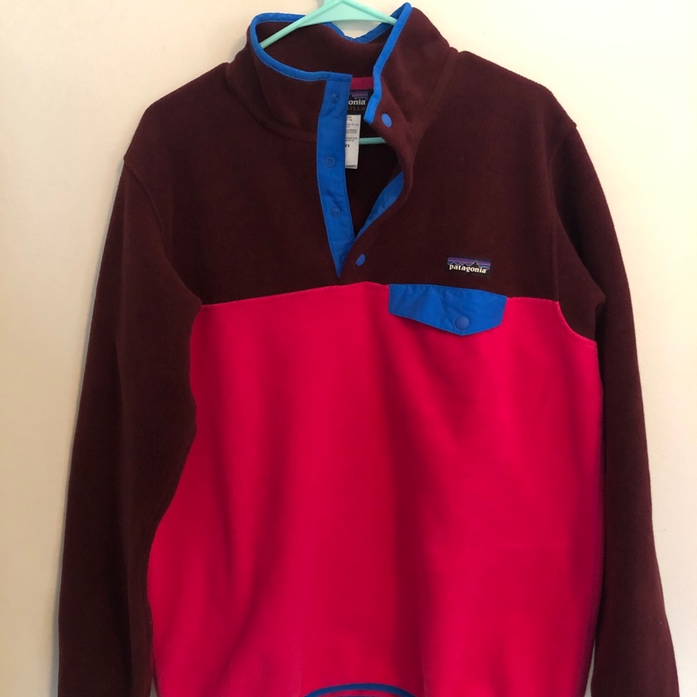Women’s large Patagonia fleece pullover